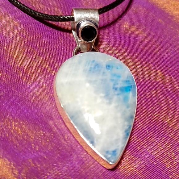 Rainbow moonstone onyx silver pendant handmade blue black gemstone white gem - Picture 4 of 7